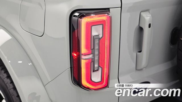 Ford Bronco 2024