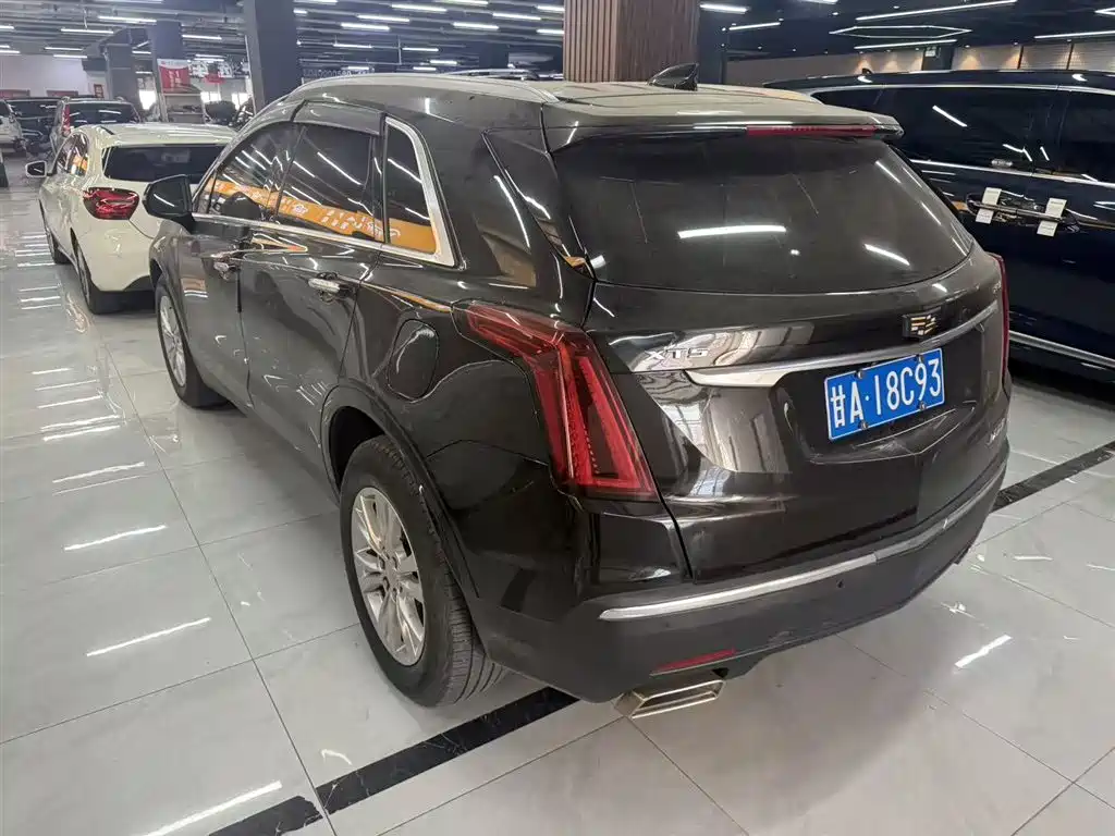 Cadillac XT5 2021