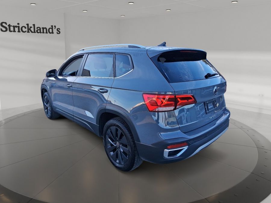 Volkswagen Taos 2024