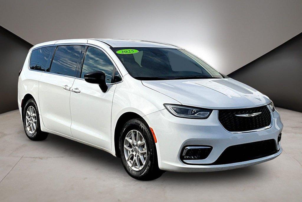 Chrysler Pacifica 2025