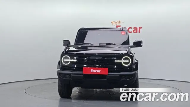 Ford Bronco 2023