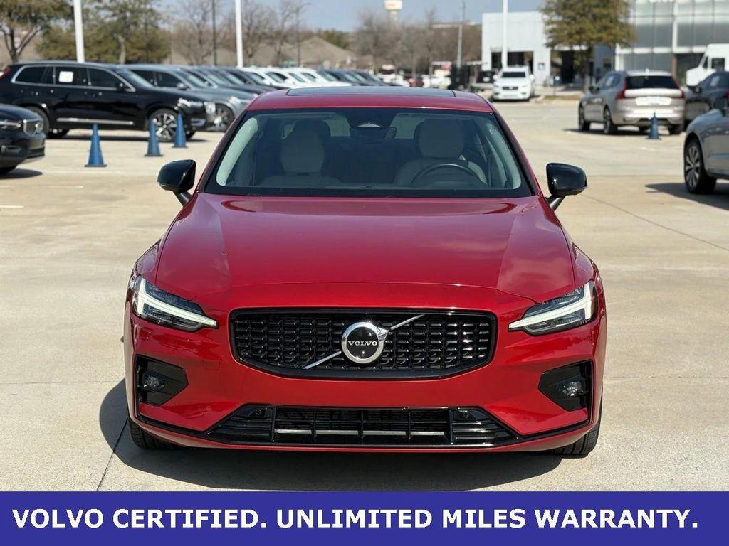 Volvo S60 2023