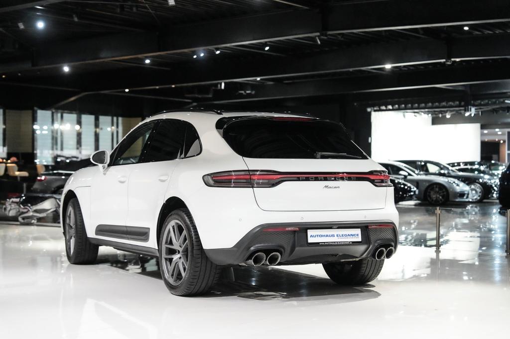 Porsche Macan 2021