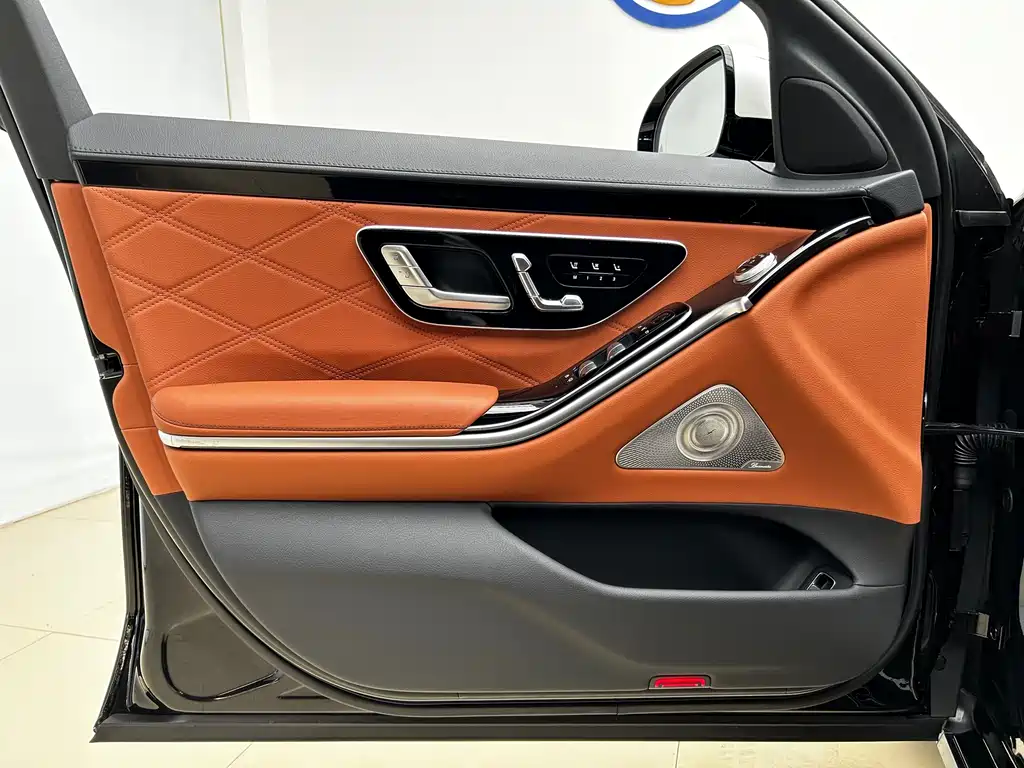 Mercedes-Benz Maybach S-Класс 2023