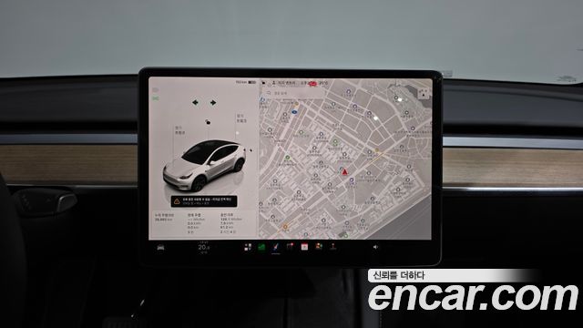 Tesla Model Y 2024