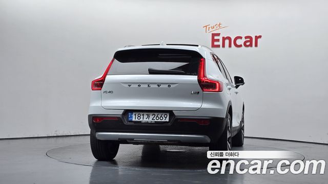 Volvo XC40 2022