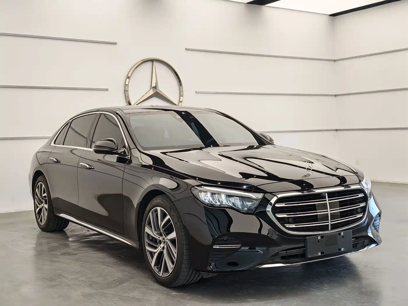 Mercedes-Benz E-Класс 2024