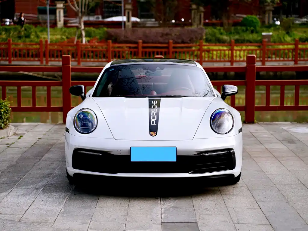 Porsche 911 2024