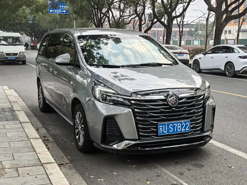 Buick GL8 2023