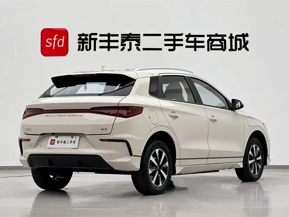 BYD E2 2023
