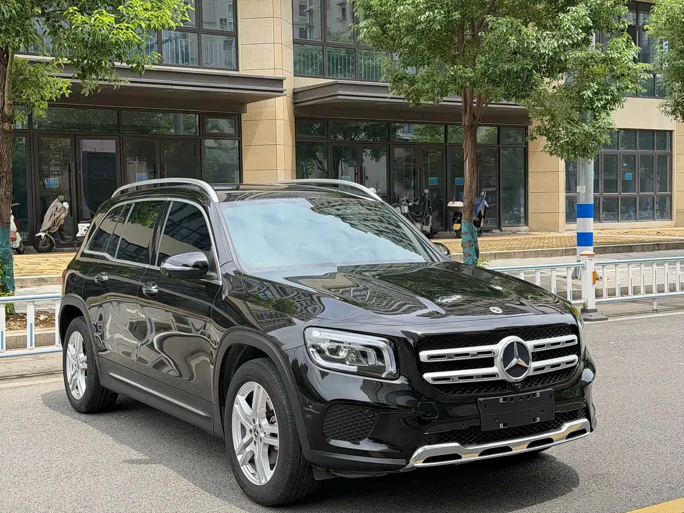 Mercedes-Benz GLB 2022