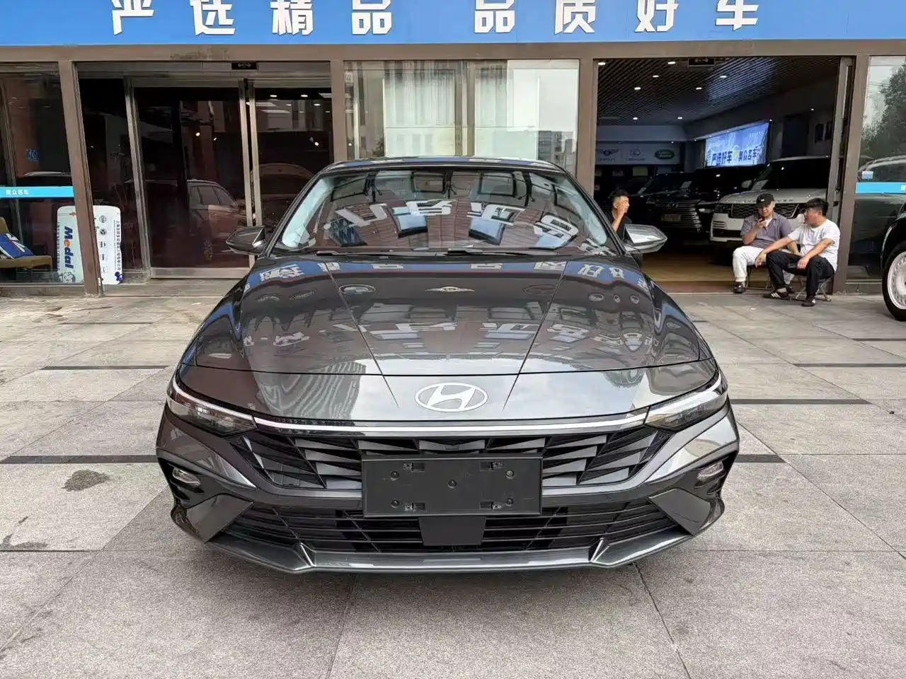 Hyundai Elantra 2024