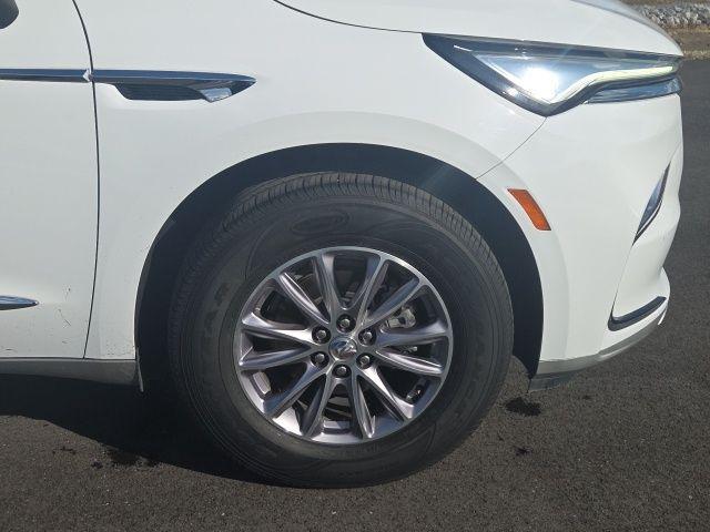 Buick Enclave 2024