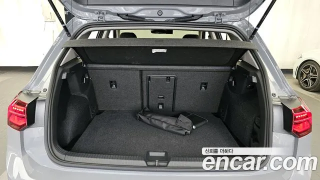 Volkswagen Golf 2024