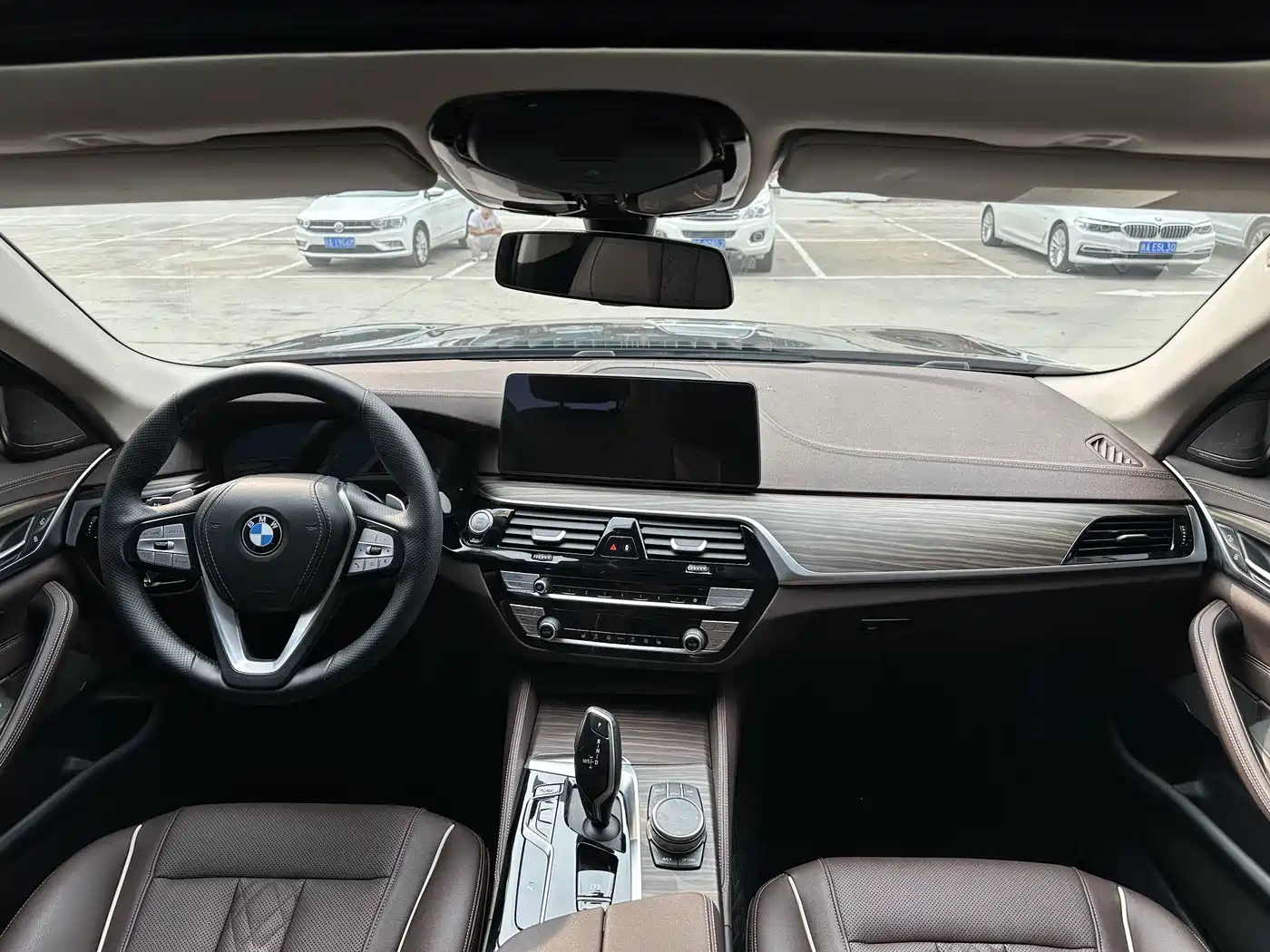 BMW 5 серии 2023