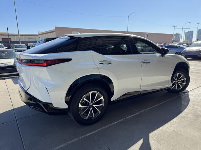 Lexus RZ 2023