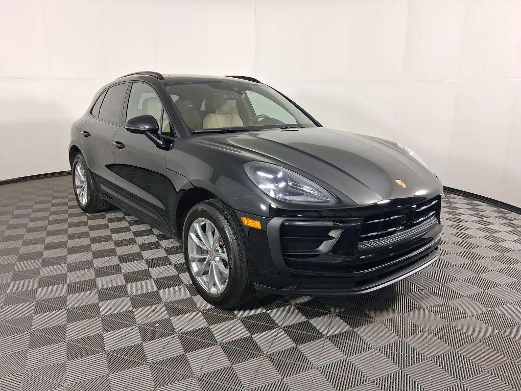 Porsche Macan 2024