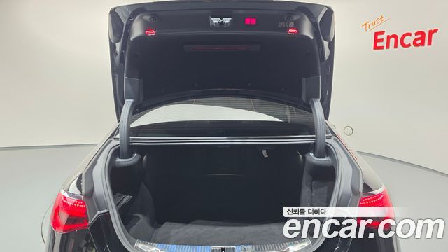 Mercedes-Benz S-Класс 2022