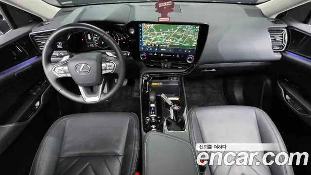 Lexus NX 2024