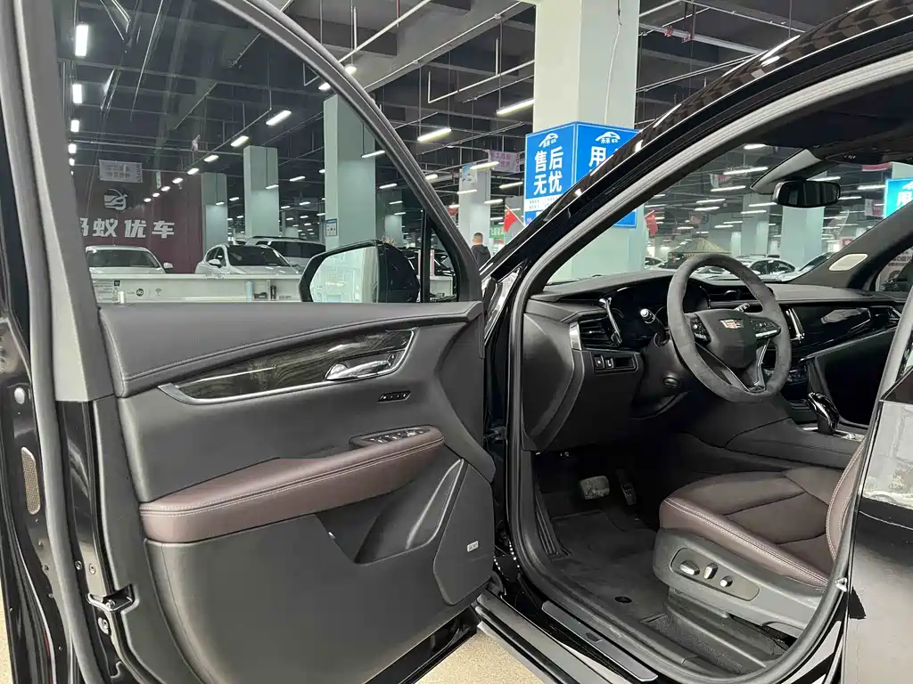 Cadillac XT6 2021