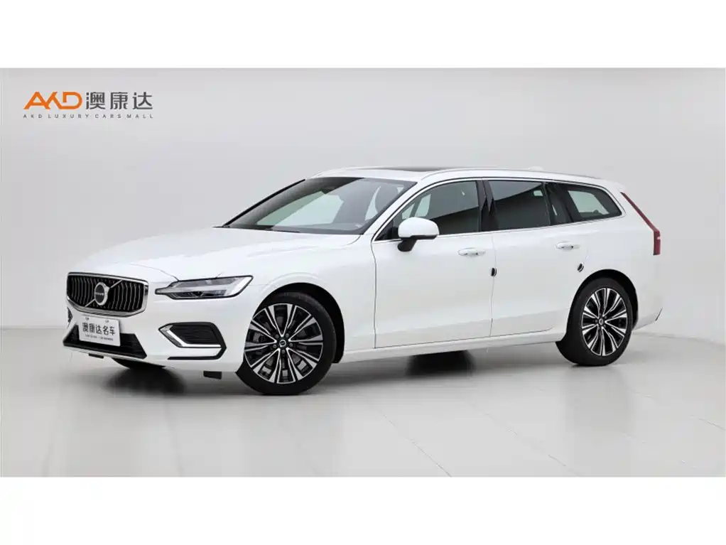 Volvo V60 2024