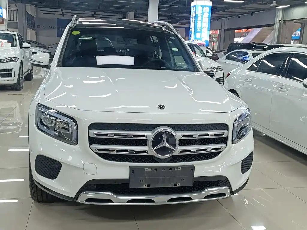 Mercedes-Benz GLB 2021