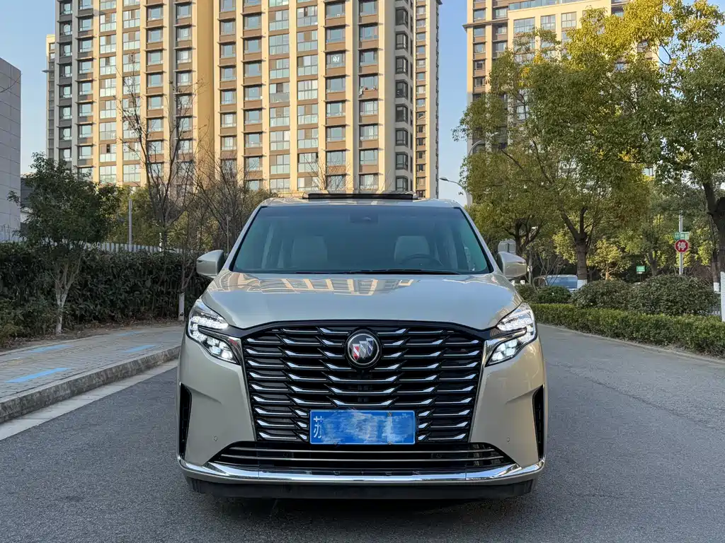 Buick GL8 2023