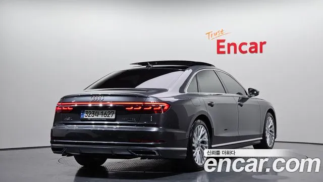Audi A8 2021