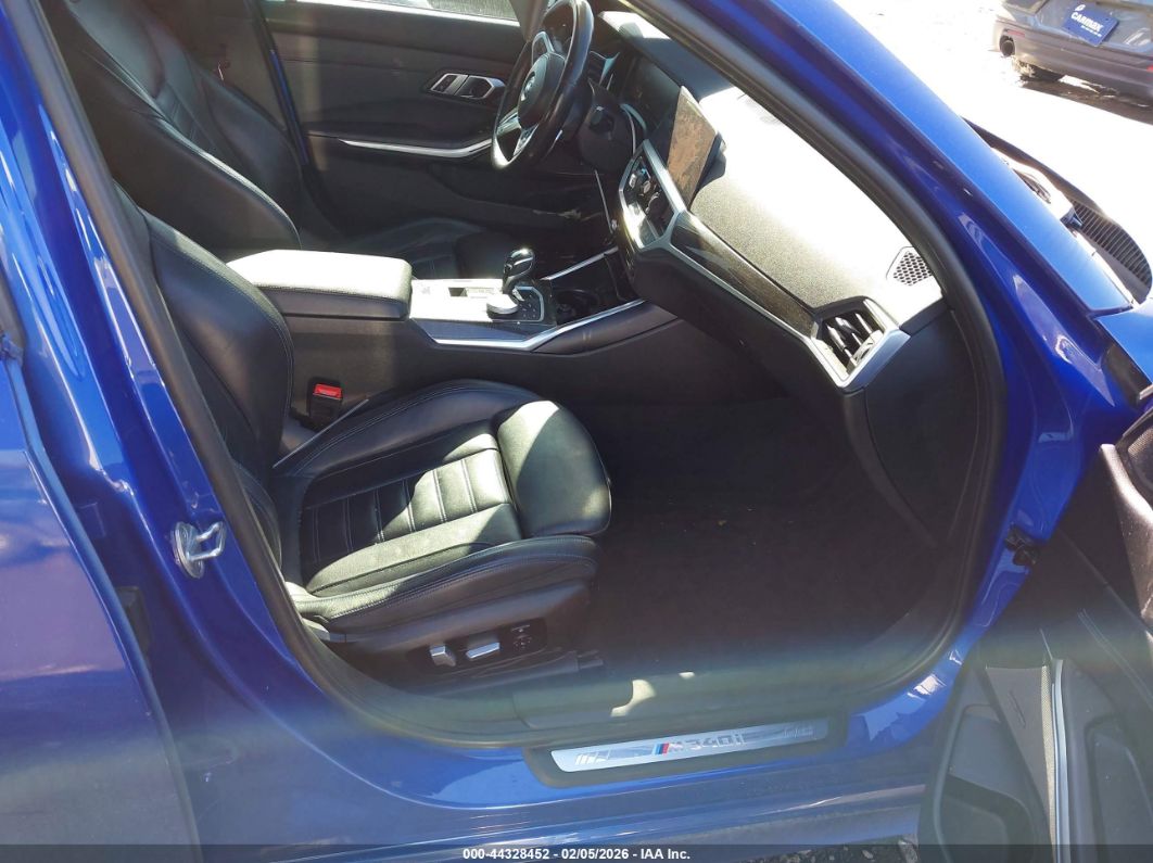 BMW 3 серии 2021
