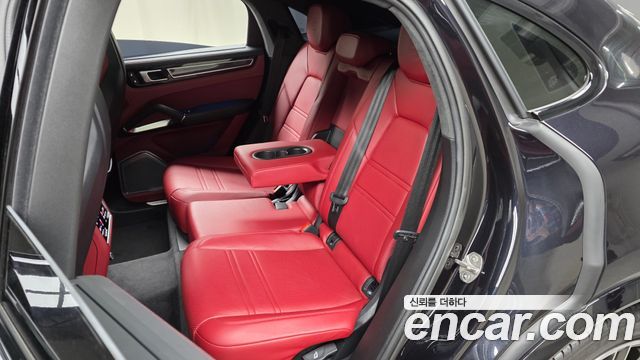 Porsche Cayenne 2022