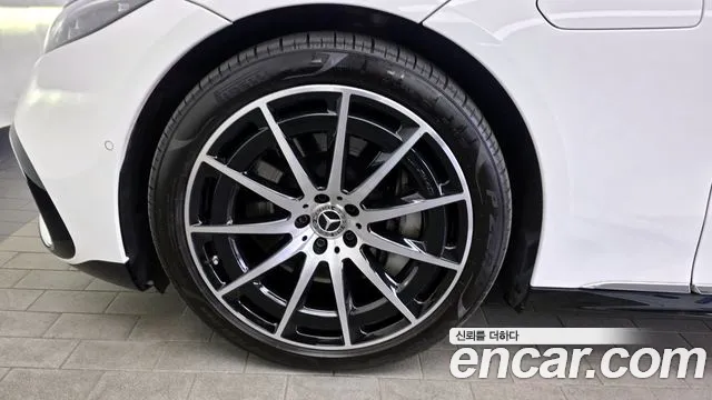 Mercedes-Benz EQS 2023
