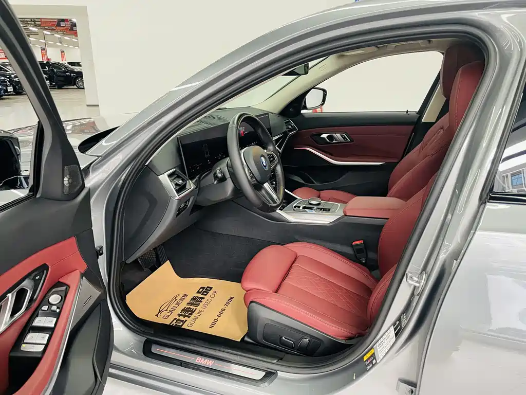 BMW i3 2023