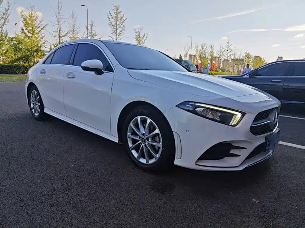 Mercedes-Benz A-Класс 2021