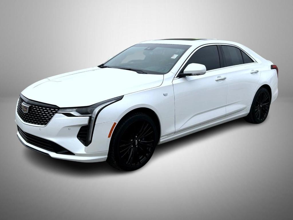 Cadillac CT4 2022