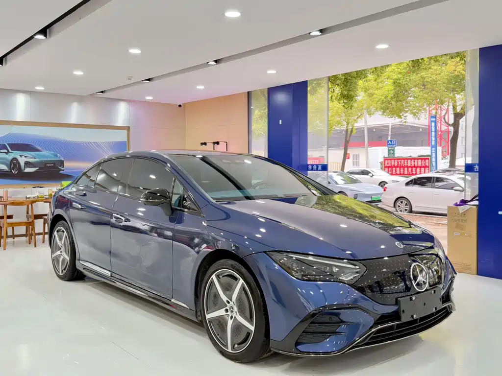 Mercedes-Benz EQE 2023