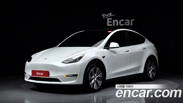 Tesla Model Y 2022