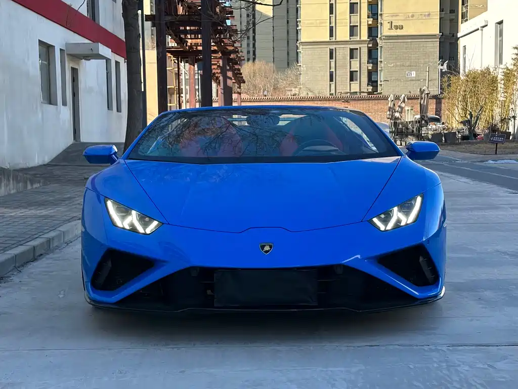 Lamborghini Huracán 2021