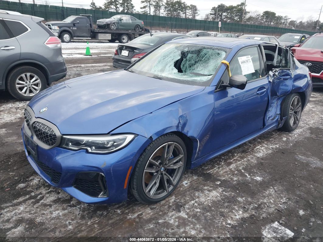 BMW 3 серии 2022