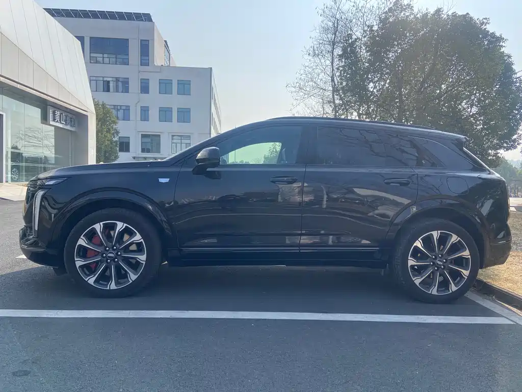 Cadillac XT5 2024