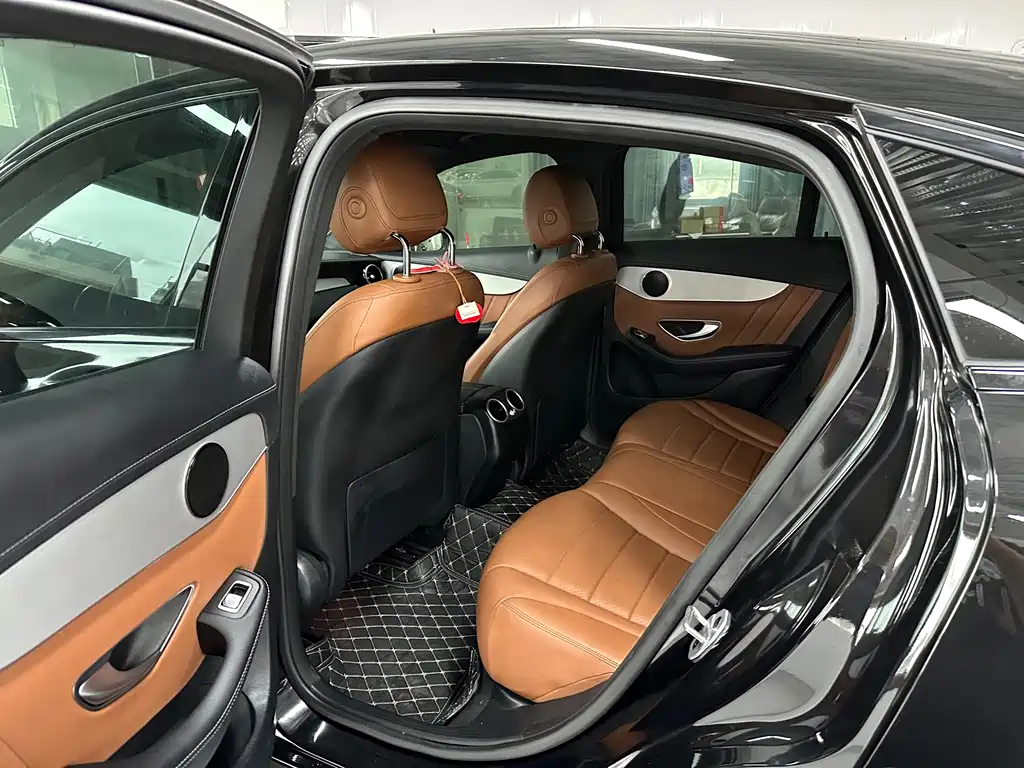 Mercedes-Benz GLC Coupe 2022
