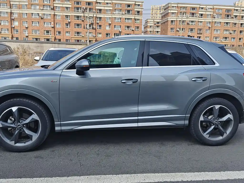 Audi Q3 2023