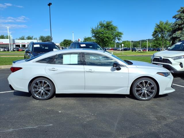 Toyota Avalon 2022