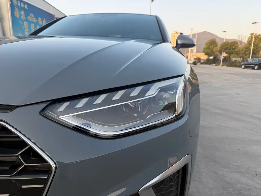 Audi A4 2022