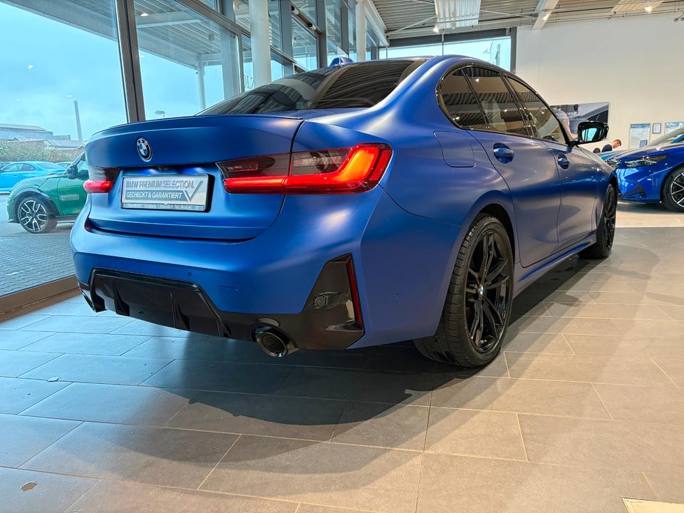 BMW 320 2024