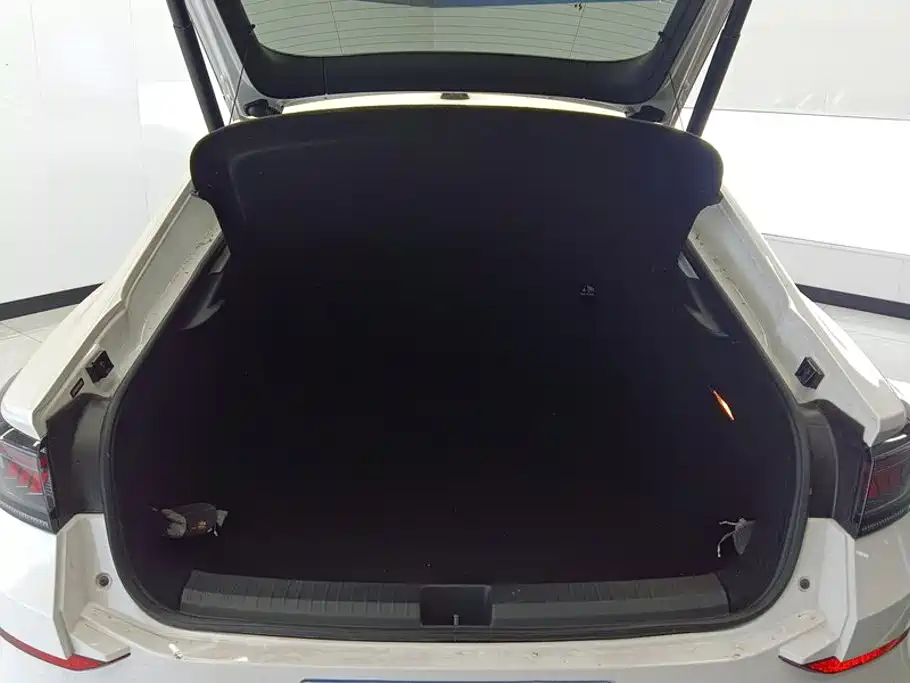 Volkswagen Lamando 2023