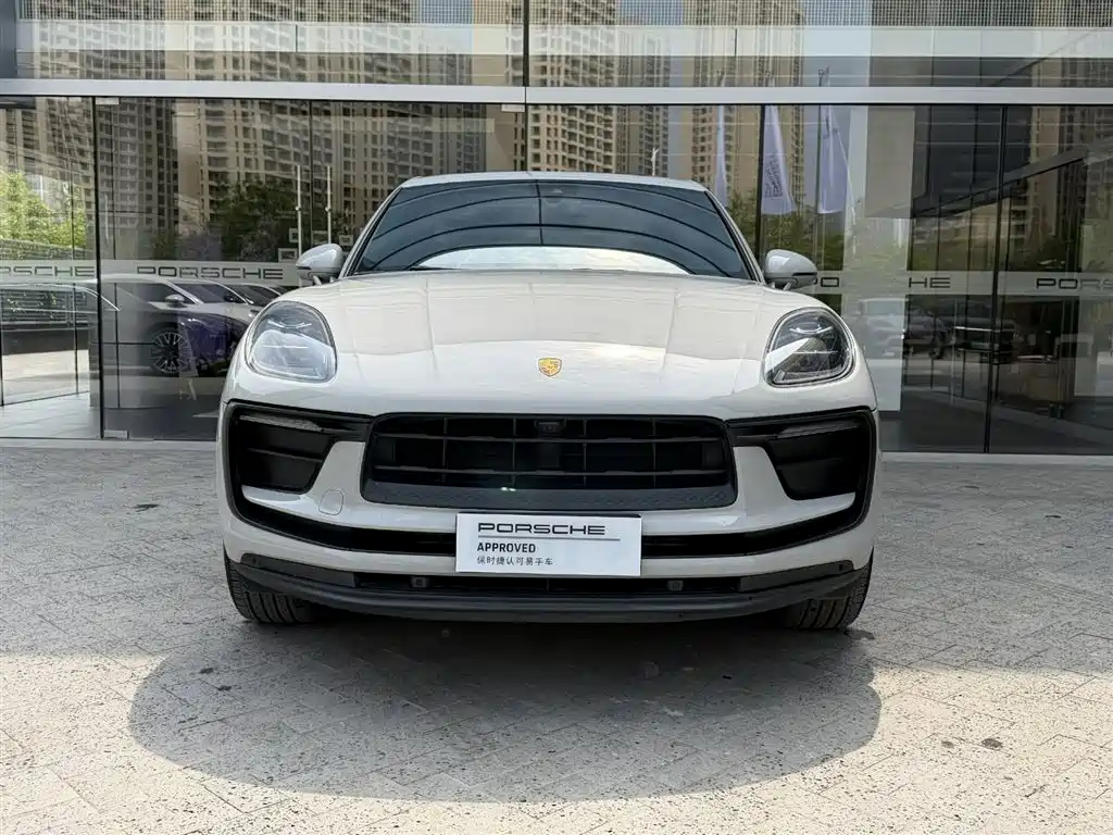 Porsche Macan 2023