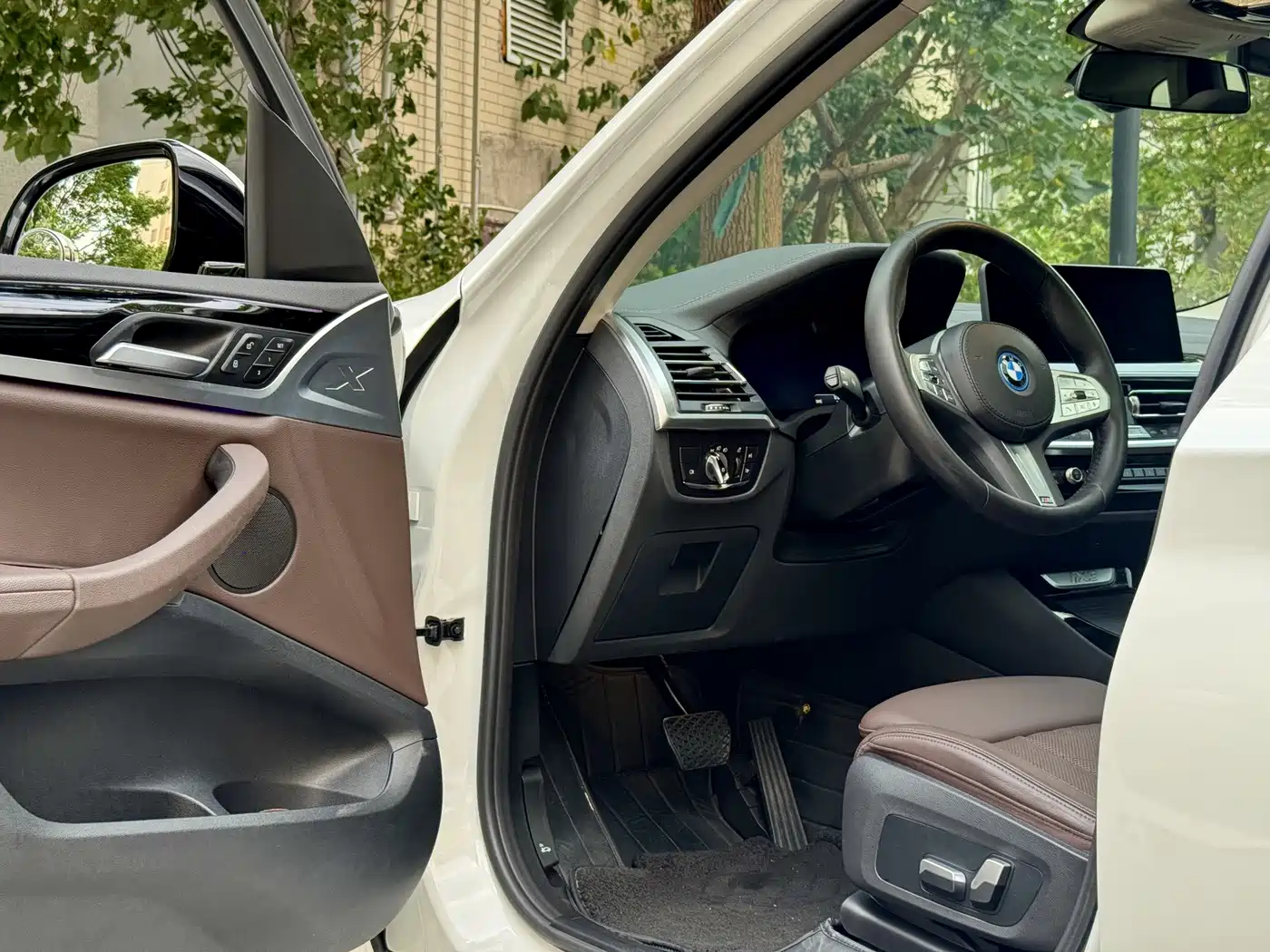 BMW iX3 2023