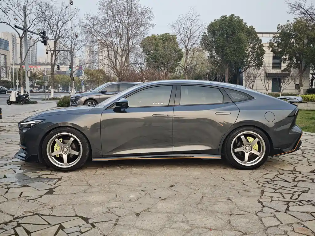 Changan UNI-V 2022