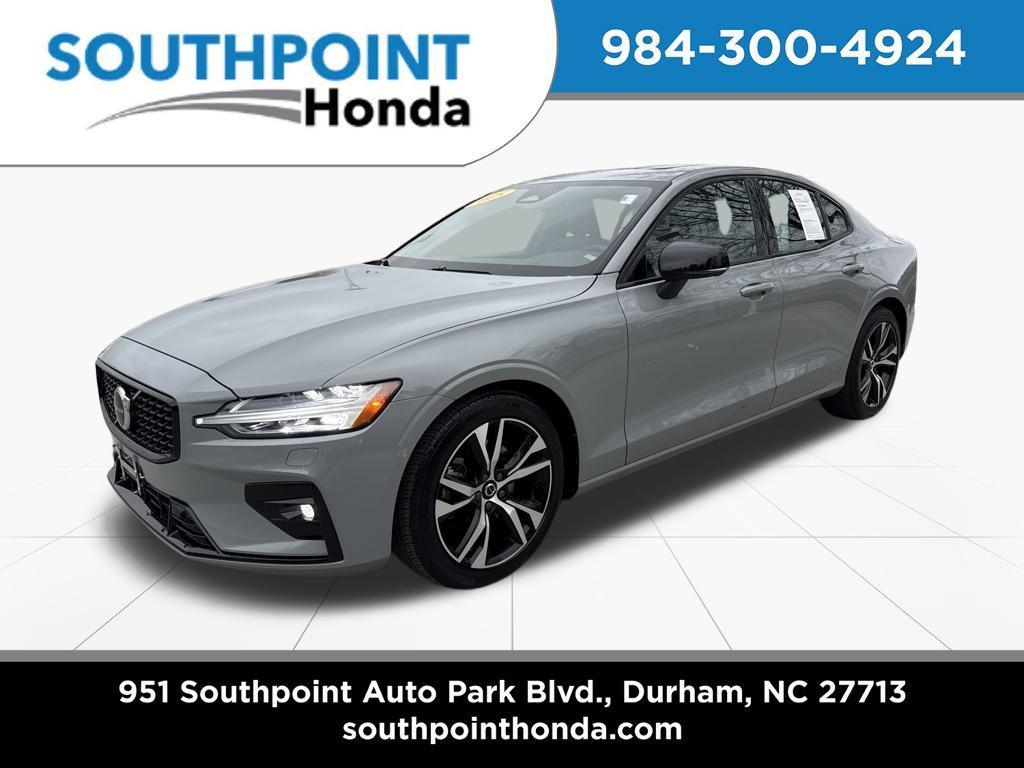 Volvo S60 2025
