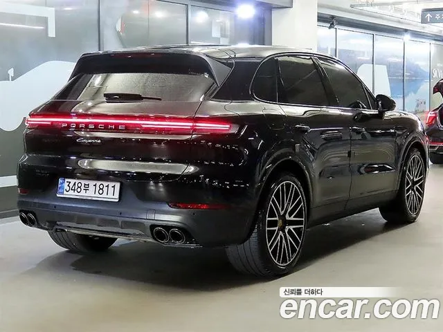 Porsche Cayenne 2024
